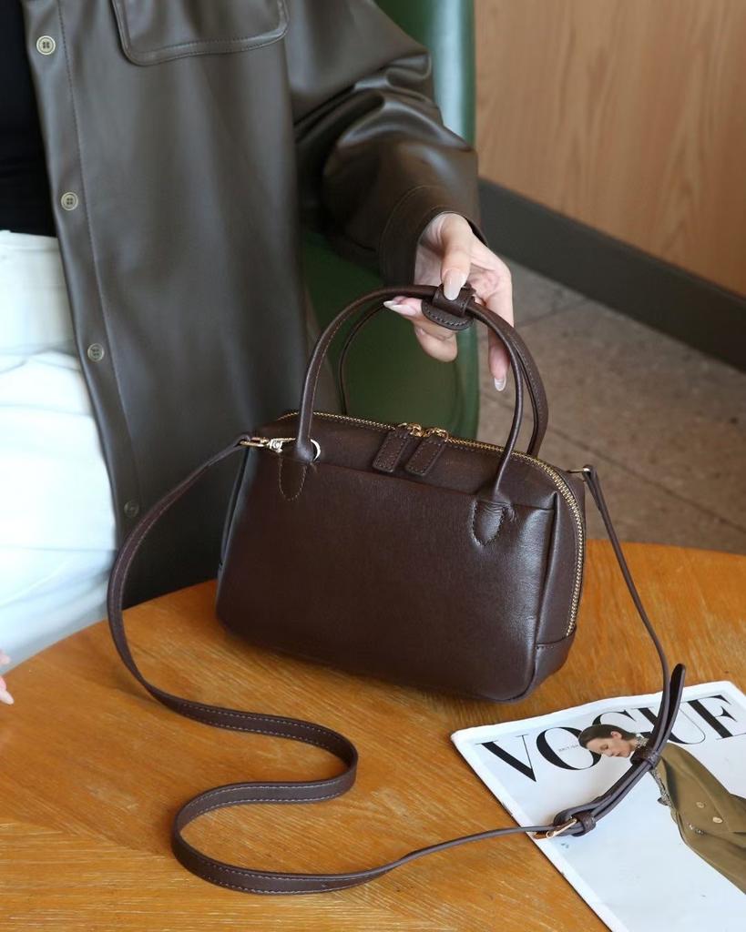 Bags autumn and winter new bucket bags vegetable baskets women's bags genuine leather handbags high-end niche messenger bags