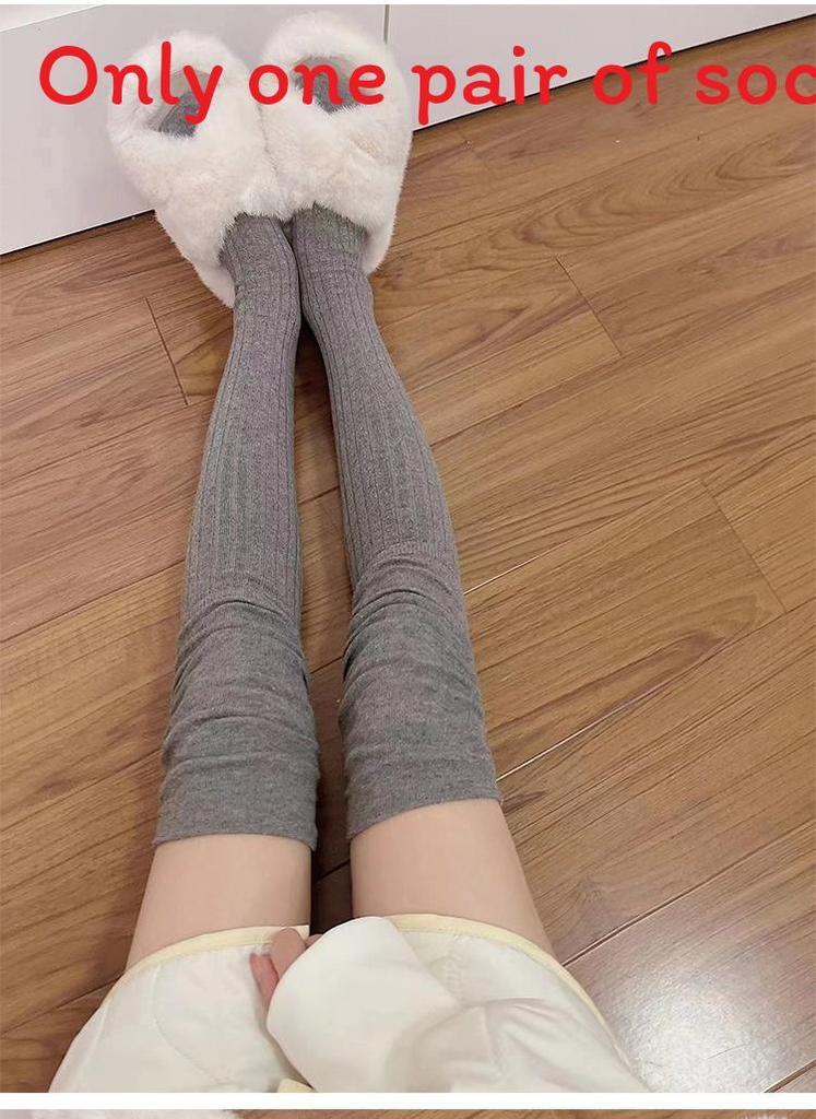 Girl Over Knee Socks With Thickened Acrylic Material For Winter Warmth And Casual Style