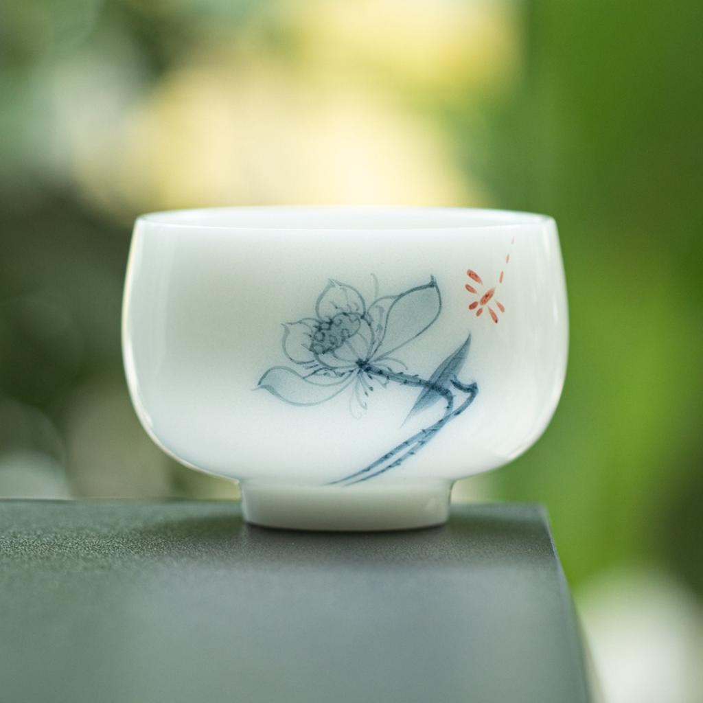 120ML Hand Painted Ceramic Tea Cup Chinese Gongfu Tea Set Master Cup Zen Meditation Porcelain Cup