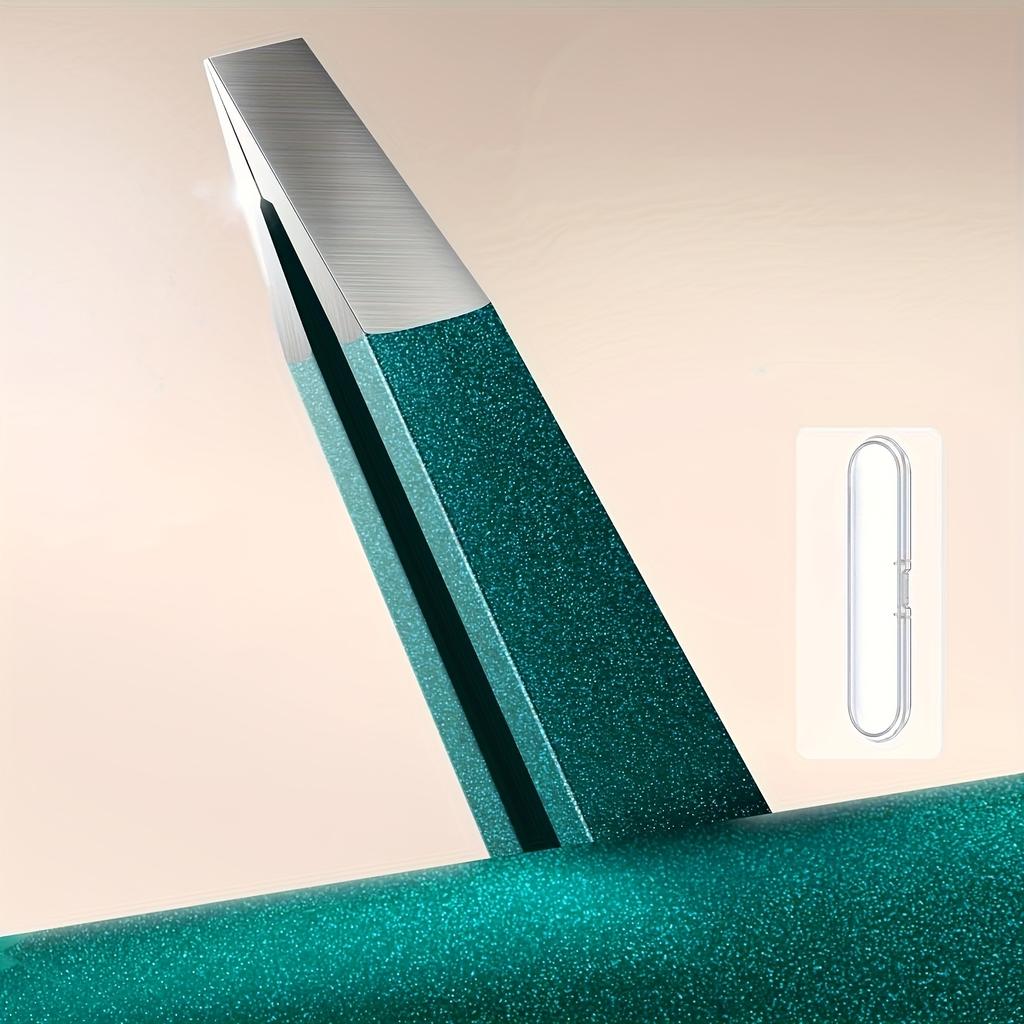 High-precision flat-tipped tweezers with storage box, suitable for men and women to pluck hair, beards, and eyebrows.
