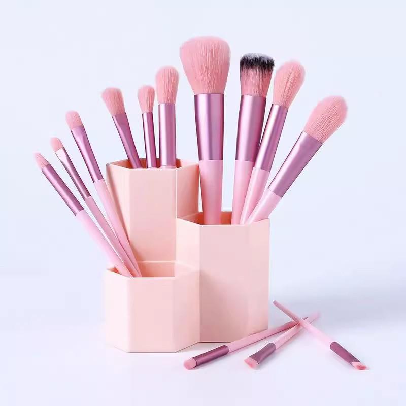 

13-Piece Evergreen Portable Makeup Brush Set: Super Soft Bristles for Blush and Eyeshadow.