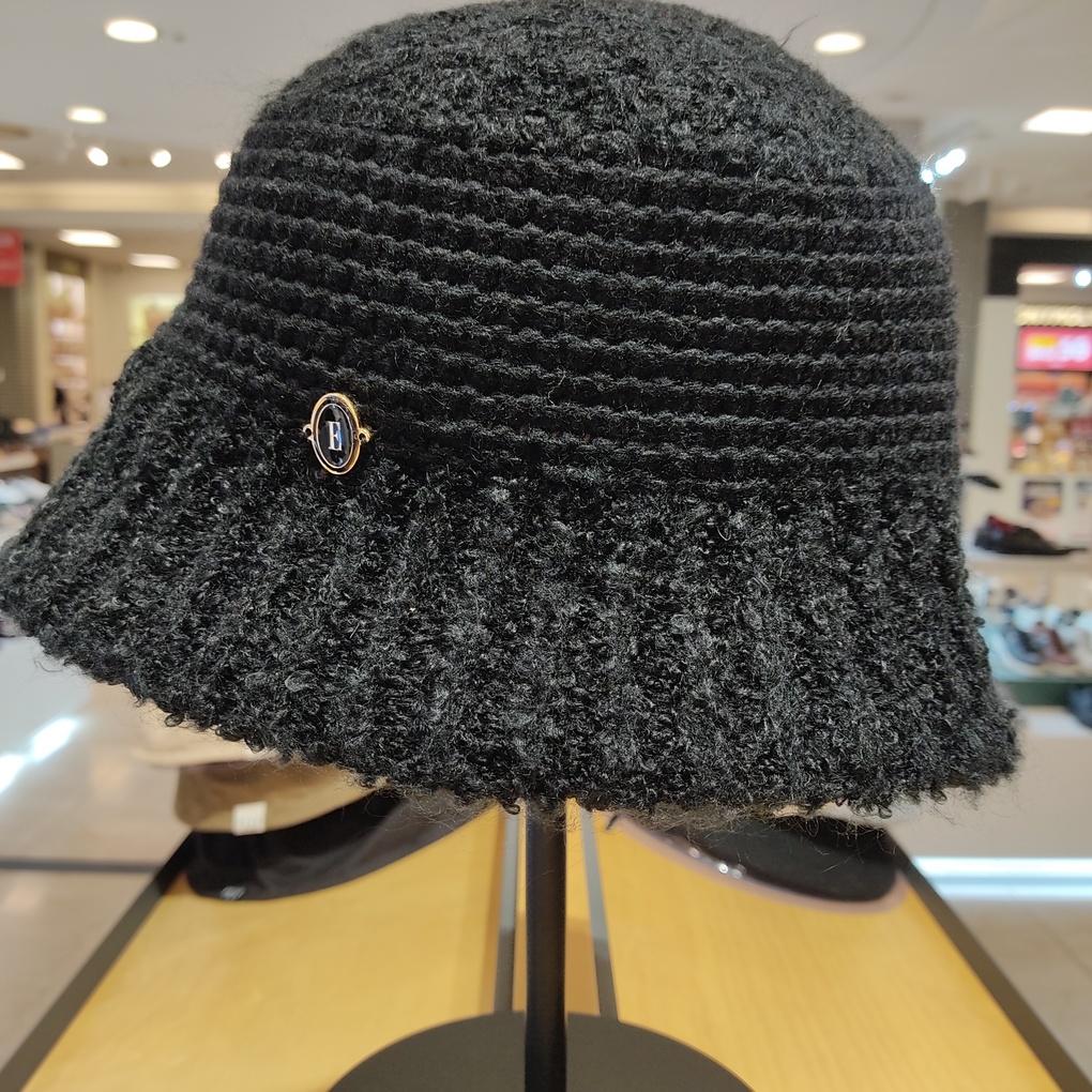 capten Elle (Authentic) Poggle Knit Bucket Hat ELC6UGB013