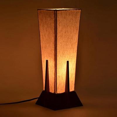 Tischlampe „Pyramide“ aus Sheesham-Holz für Schlafzimmer und Wohnzimmer (35,56 cm, Holz, ohne Glühbirne, 1 Stück)