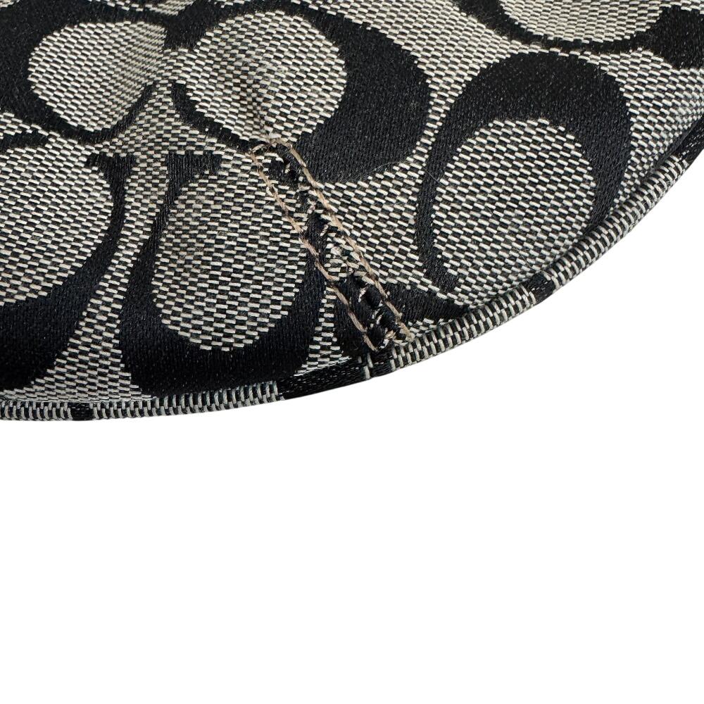 COACH 6842 Crossbody, one belt Signature canvas Shoulder Bag black canvas Used