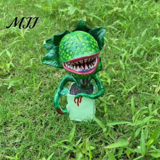 Sharp Teeth Halloween Prop Ornament, Realistic Horror Design Resin Figure, Scary Figure Fish Outdoor Decoration, Durable