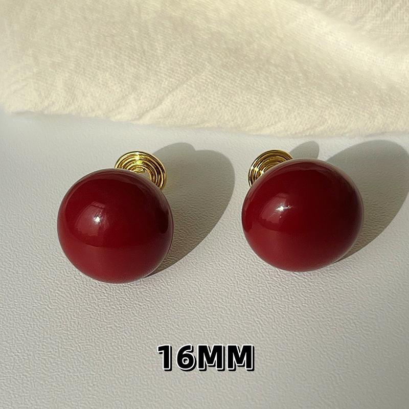 Wine red pearl mosquito coil disc ear clips, no ear piercings, painless earrings, simple and fashionable commuter temperament stud earrings