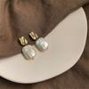 Retro Fashion Oil Drop Earrings for Women, Vintage Niche Elegant Style, High-End Personalized Hypoallergenic Ear Jewelry
