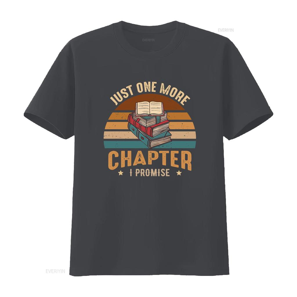 Just One More Chapter T Shirt Retro Stacked Books Design for Book Lovers Reading Enthusiasts vintage Washed graphic homme