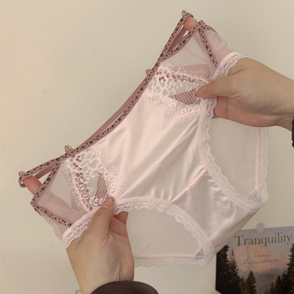 Ladies Spring and Summer Sexy Lace Hollow Out Breathable Waist Triangle Briefs