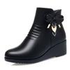 Mother's Cotton Shoes, Thickened Real Soft Leather Short Boots, Soft-soled Women's Non-slip Plus Velvet Flat-bottomed Warm Middle-aged Leather Shoes