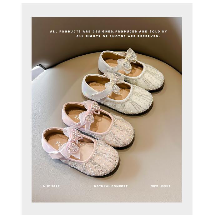 Girls' Crystal Princess Shoes2026Spring and summer new children's pearl and rhinestone bow performance shallow leather shoes