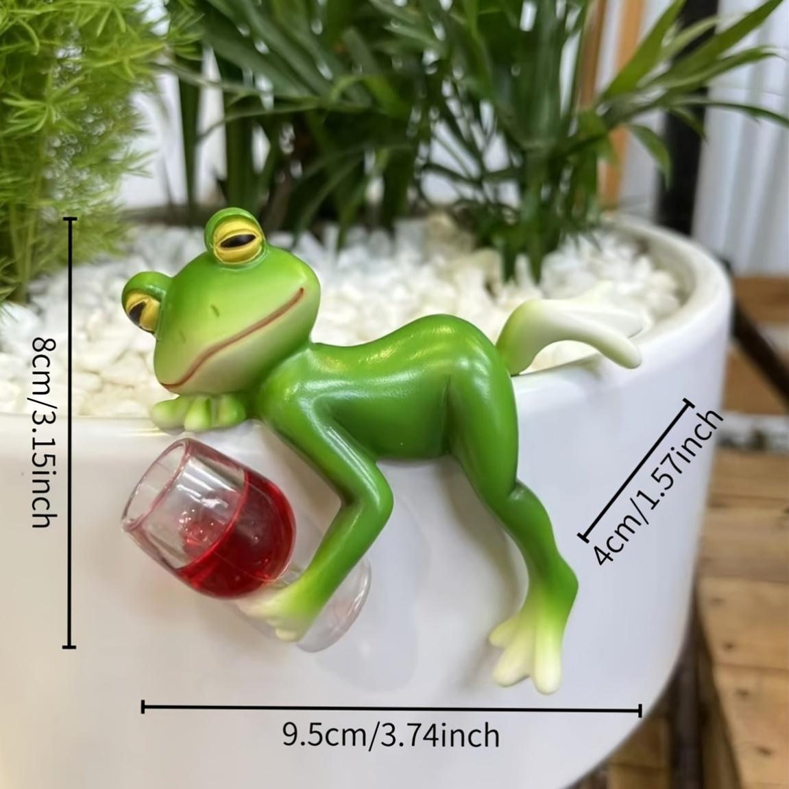 

Contemporary Resin Small Frog Planter, Creative Handmade, for Outdoor, Balcony, Garden Decoration, Various Room Types зелений