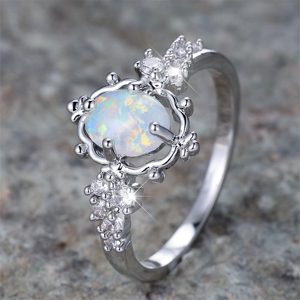 Weißer Feueropal Ovaler Stein Verlobungsringe Für Frauen Vintage Silberfarbe Luxus Kristall Eheringe Geburtsstein Schmuck Geschenke