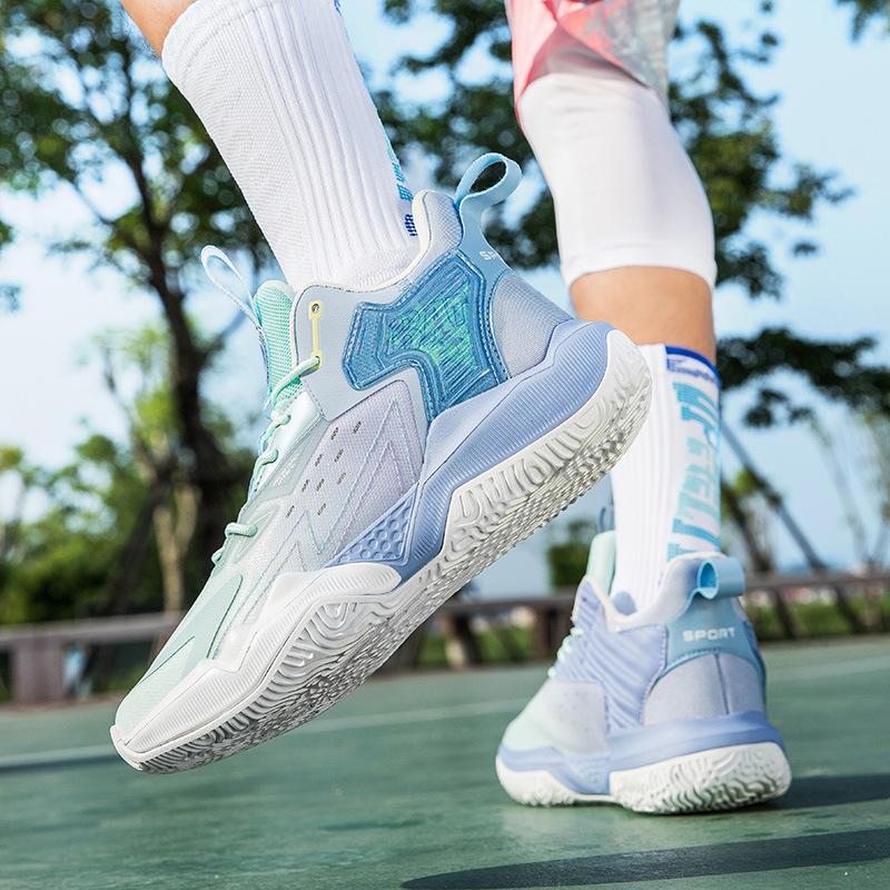 

Shock-absorbing basketball shoes, shadow-breaking sports, actual combat running, summer 4 basketball elite rubber, high quality and excellent price. 45