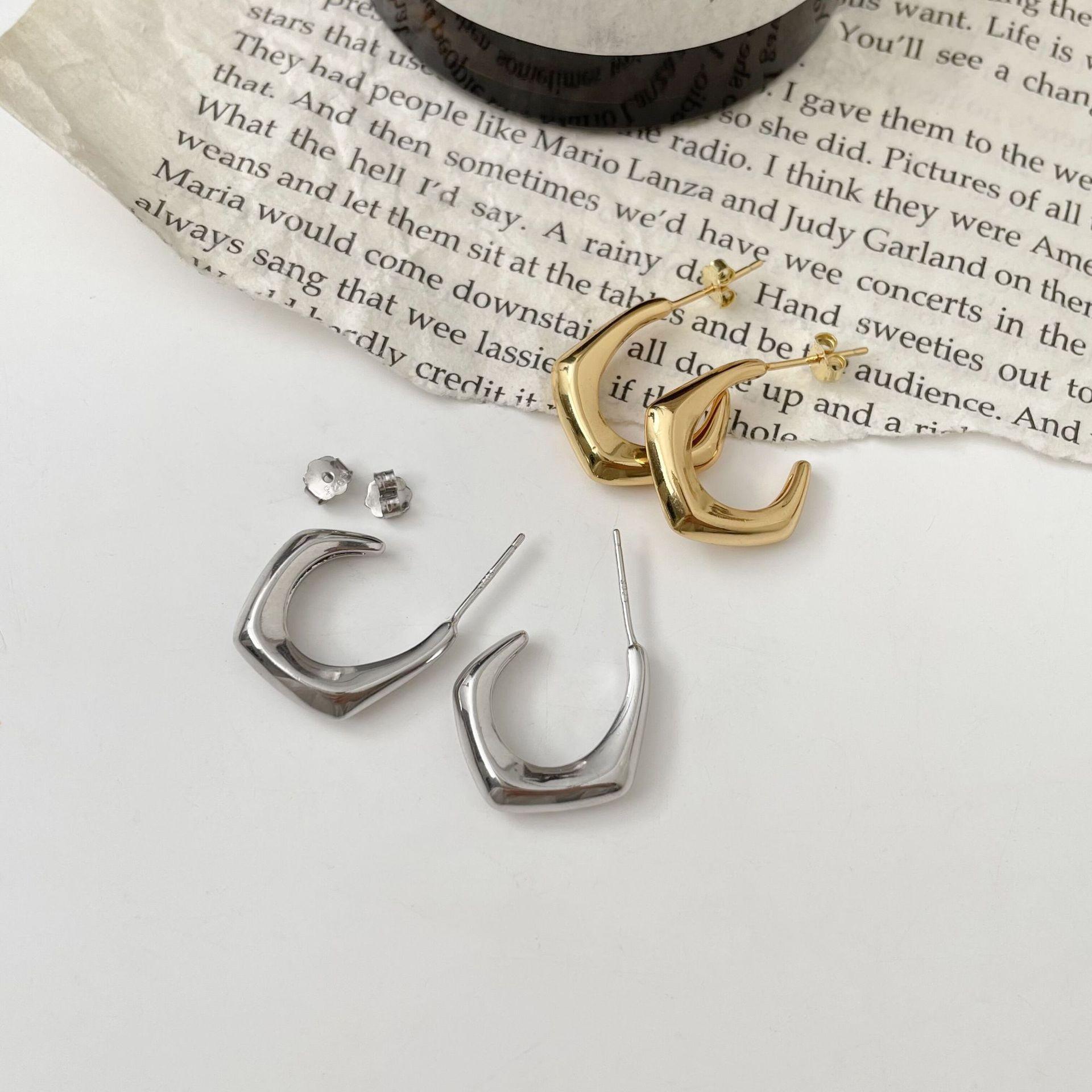 

Korean S925 Sterling Silver Geometric Circle Hoop Earrings: Unique, Luxurious Design for Women Electric Yellow - Nano Anti-Oxidation Protection