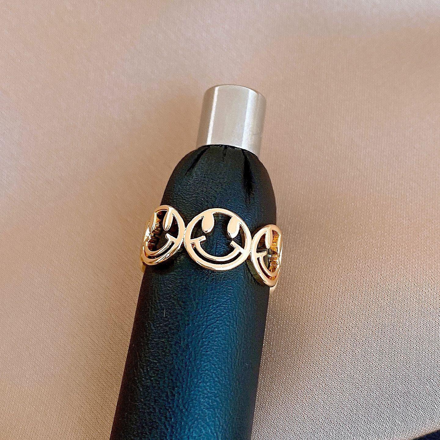 French ins style simple geometric round smiley face hollow ring niche ring versatile jewelry