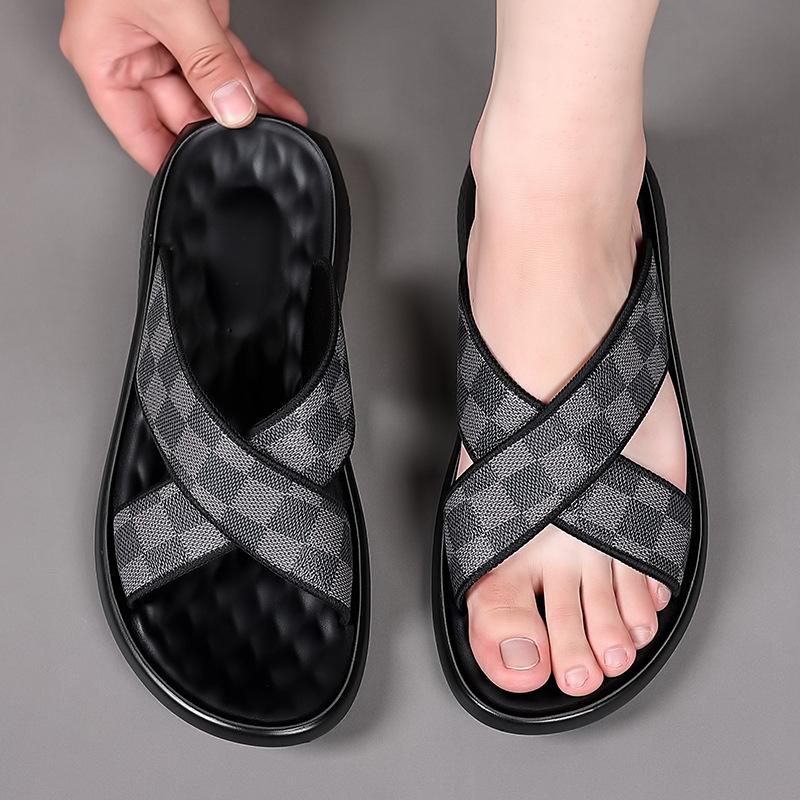 Slippers Men 2024 Summer Checkered Beach Sandals Outdoor Walking Slides for Man Comfortable Daily Men's Casual Shoes Sandals