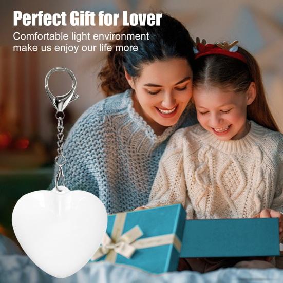 Mini Heart Keychain Pendant Clip-On Night Light Touch-Activated LED Heart-Shaped Night Lamp Home Decor