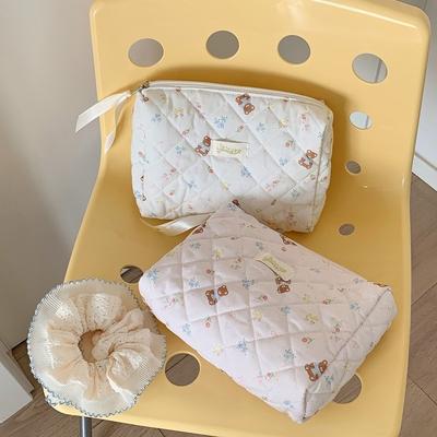 Cute Bear Cosmetic Bag Large Capacity Multi-function Makeup Lipstick Storage Bag Waterproof Travel Storage Pouch