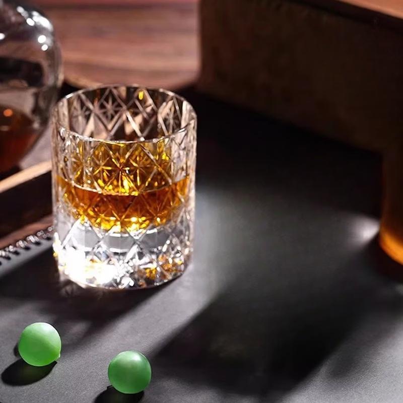 MDNG Luxury Starburst Whiskey Glass
