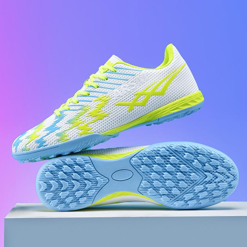 2025 New Low-top Football Shoes, Lightweight Artificial Ground Broken Nails, Adult Men's and Women's Actual Combat Training Shoes