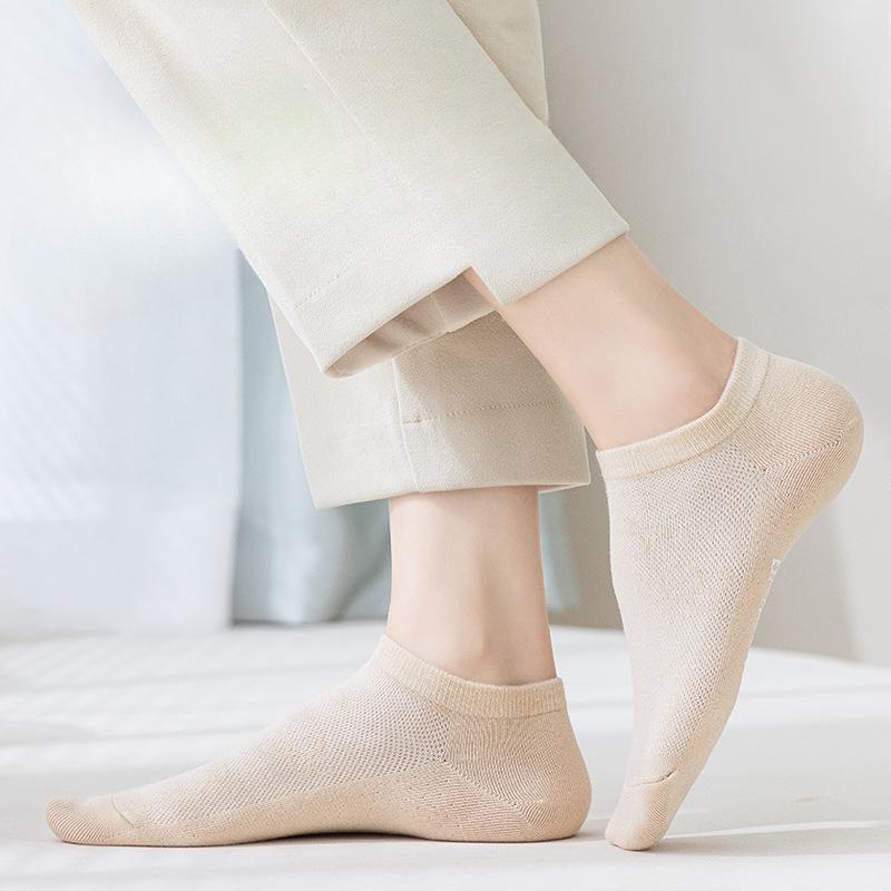Spring and Summer Women's Thin, Ultra-shallow Boat Socks, Pure Cotton Invisible Socks, Boneless and Non-uncomfortable Ankle Socks