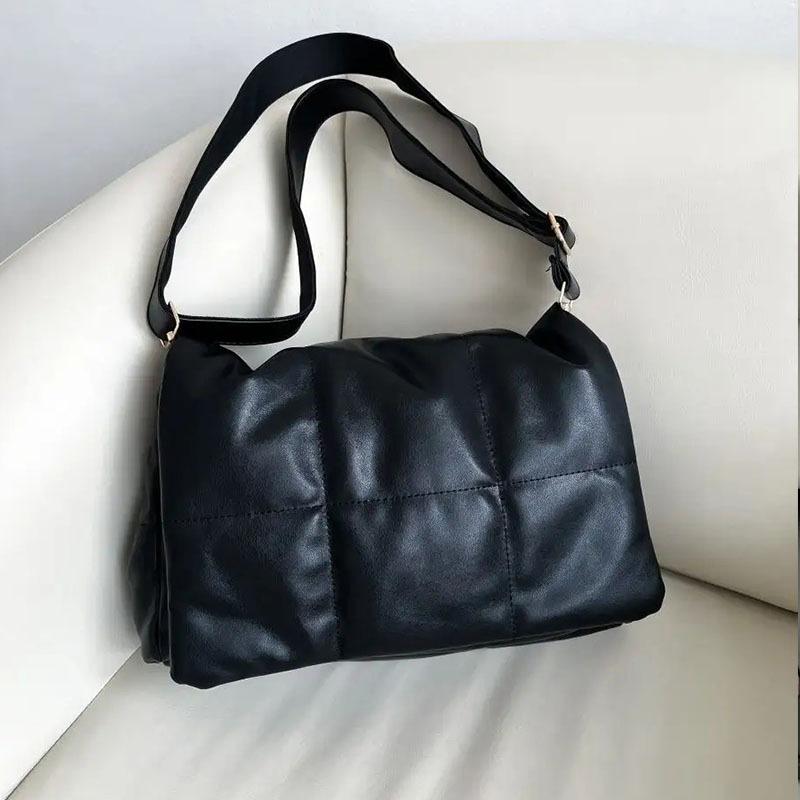 Women's quilted shoulder bag soft cotton pillow-shaped designer shoulder bags luxurious PU leather large bag fashion