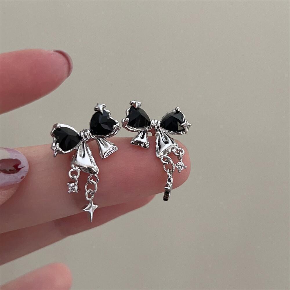 Sparkling Star Bow Zircon Studs: Elegant No-Pierce Cuff Earrings for Women