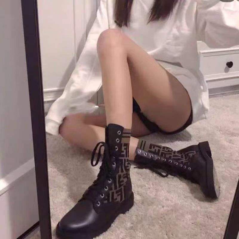 Shen Mengchen Same 2025 Autumn and Winter Flat-bottomed Knitted Splicing Martin Boots Alphabet Elastic Chelsea Short Boots