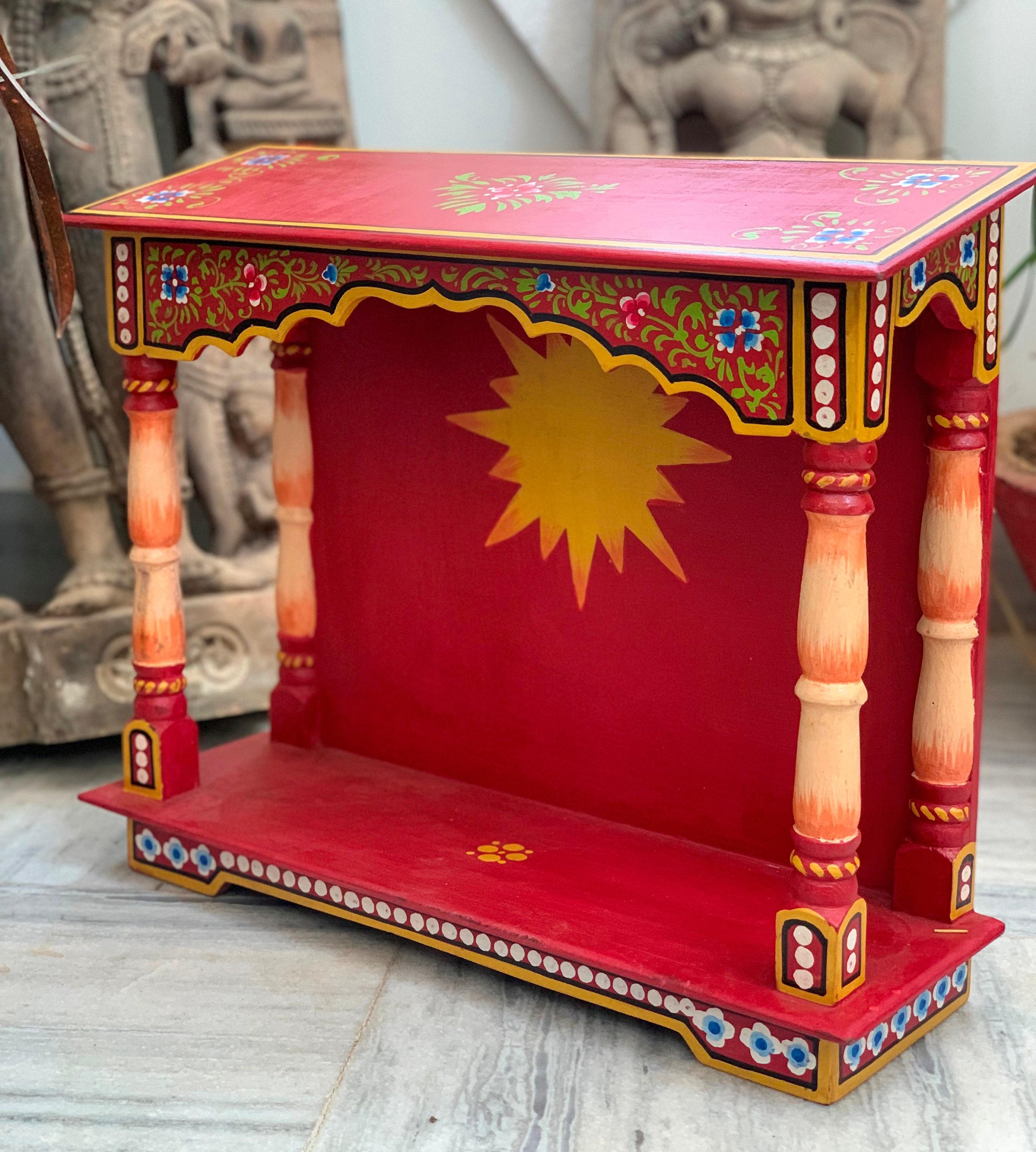 

Деревянный мандир с античной отделкой: Тисненый расписной настенный алтарь разноцветный