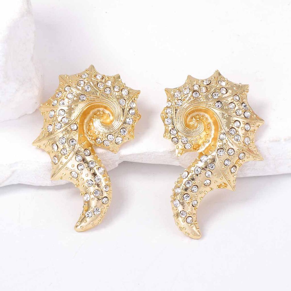 Ocean Cold Wind Light Luxury High-end Design Sense Exaggerated Alloy Inlaid Zircon Unique Conch Female Stud Earrings