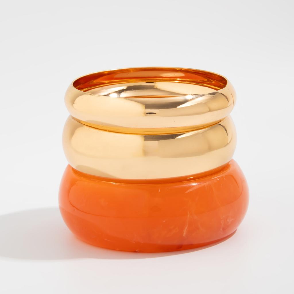 Exaggerated Wind Smudged Acrylic Resin Wide Bracelet, Fashionable Texture Metal Glossy Bracelet For Women