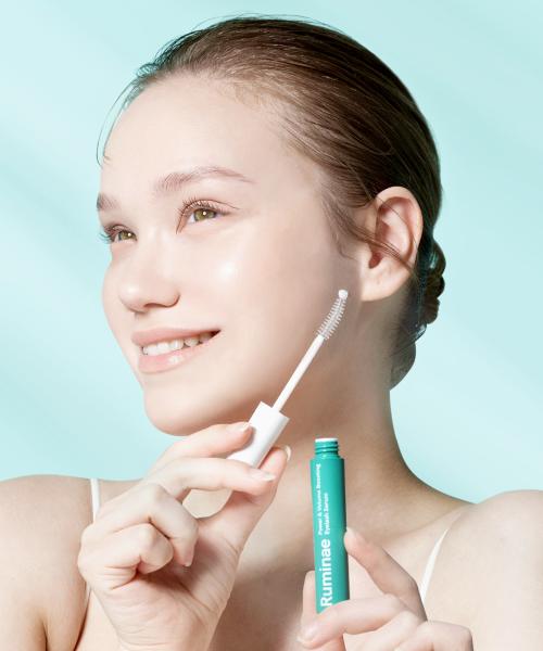 Power and Volume Boosting Eyelash Serum Nourishing