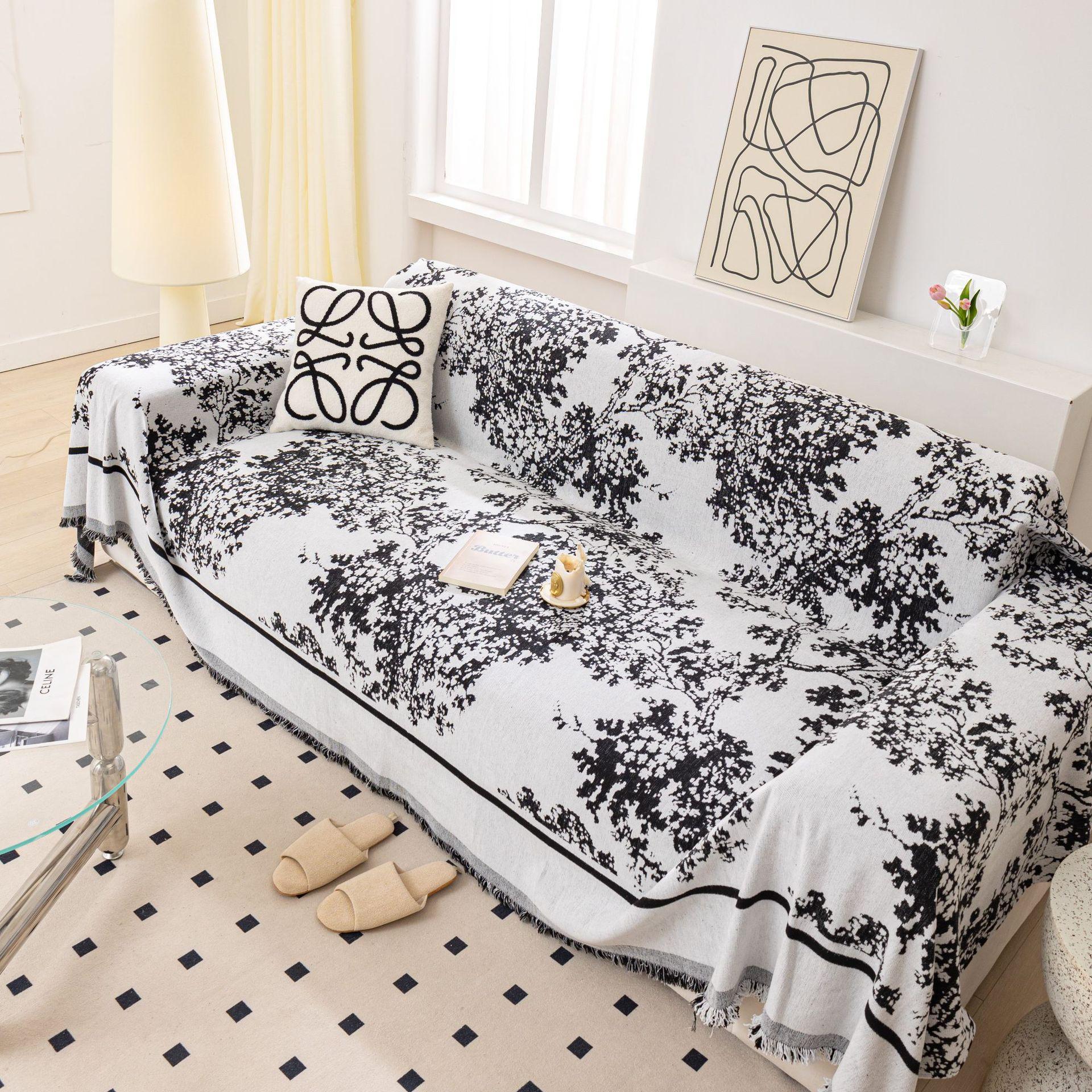 

Universal Sofa Cover Four Seasons Anti Cat Scratch Soft Towel Full Cover All Inclusive Cushion Protector Blanket 180*130cm
