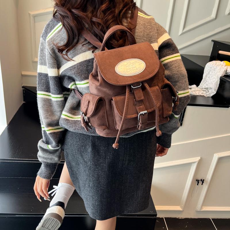 Einfarbig Große Kapazität Mode Rucksäcke Kunstwildleder 2026 Neu Damen Taschen Pendeln Nähgarn Weiche Rucksäcke