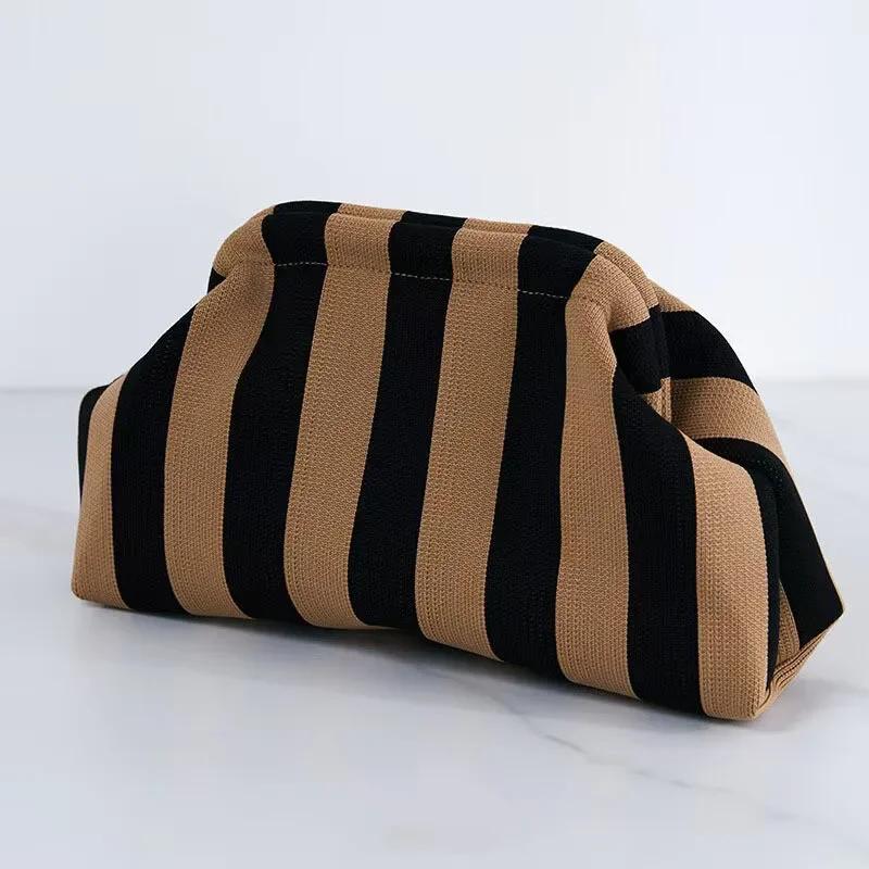Women Handbag Colorblock Knitted Women Bag Large Mouth Cosmetic Cellphone Keys Stoarge Pouch Summer Beach Clutch Lady Purse