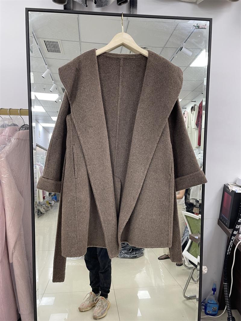 

Осень и зима новый пояс высококлассное пальто средней длины из шерсти двустороннее M темно-коричневого