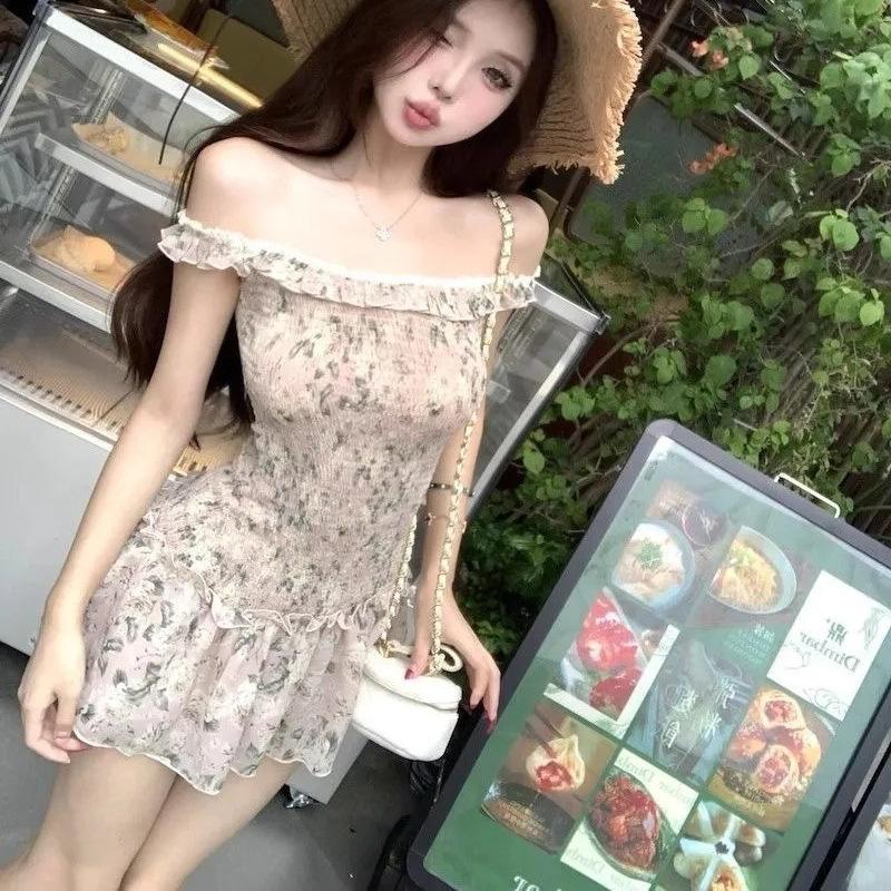 Off-shoulder vintage floral pleated sleeveless flush edge dress for women, slim fit spicy girl style, waist-cinching A-line short skirt