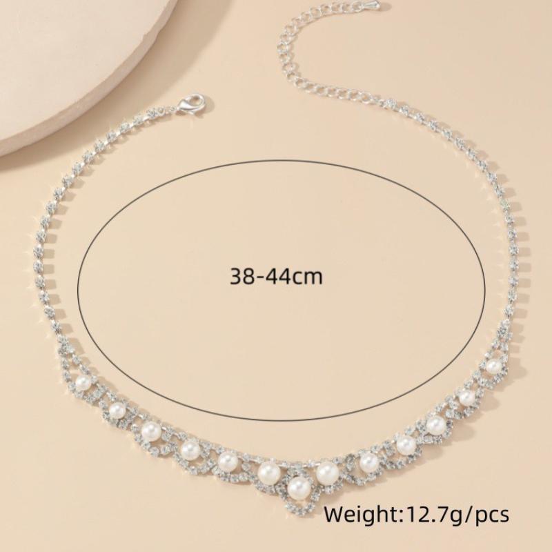 BLINGBAY Women's Pendant Necklace with Diamond Hollow Pearl Necklace Shining Fashion Clavicle Chain Light Luxury High-end Necklace Girl Birthday Gift