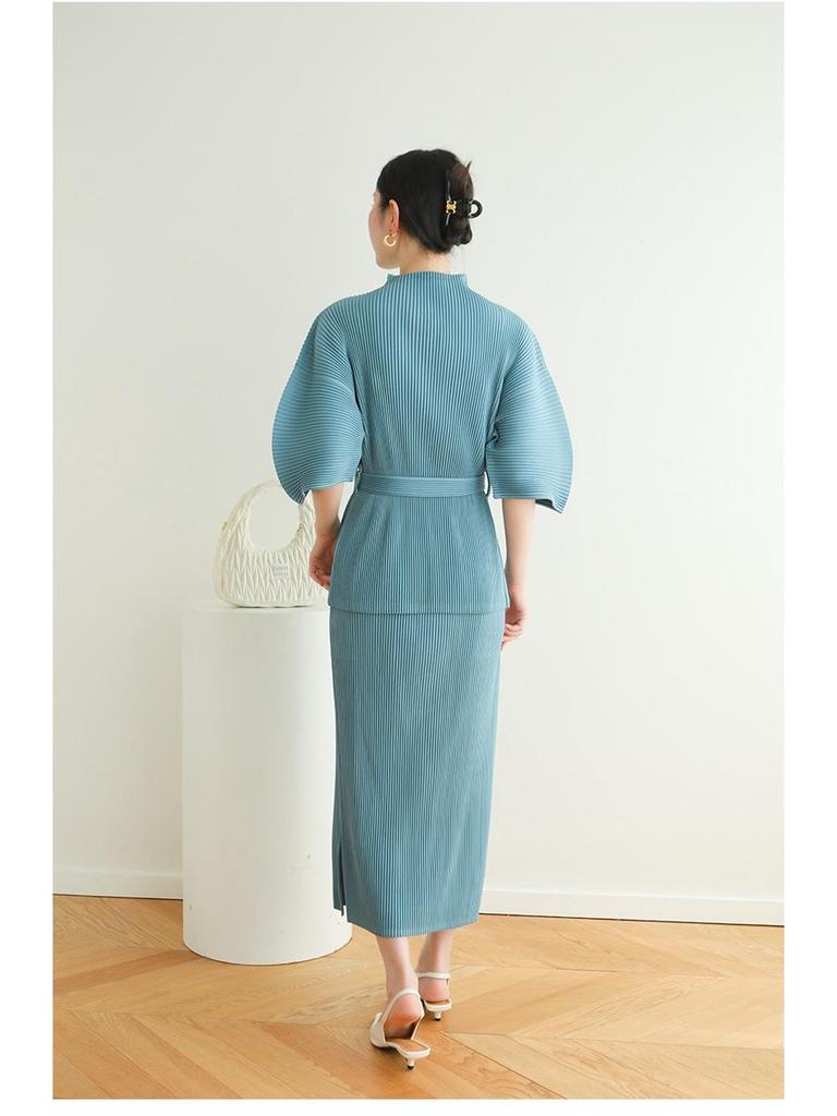 2026 Spring Miyake High-End Pleated Batwing Sleeve Casual Top