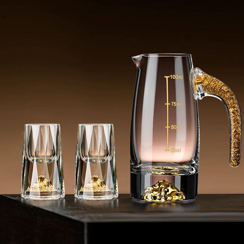 Набор хрустальных рюмок для байцзю класса люкс