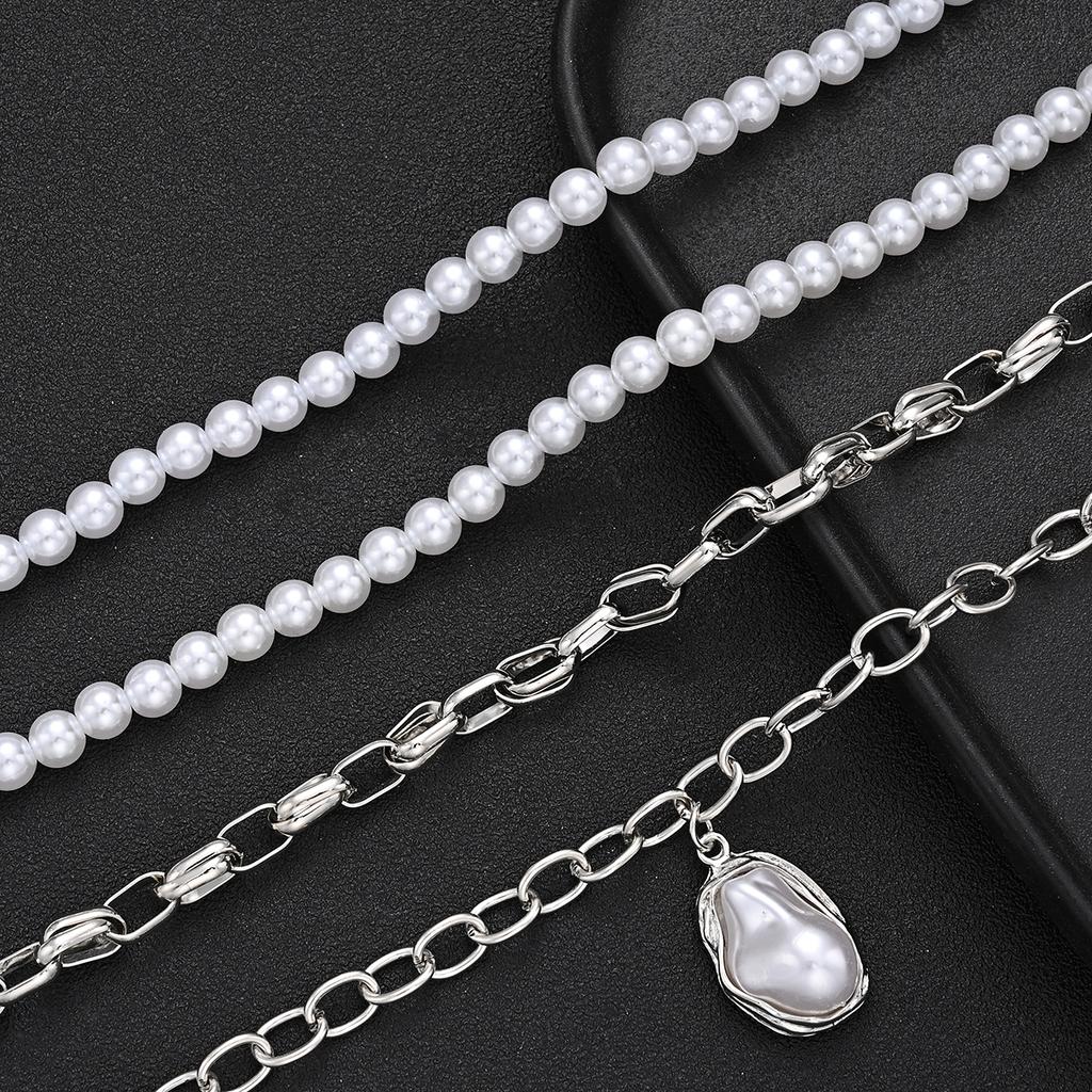 Vintage Multi Layer Imitation Pearl Necklace for Women Irregular Pearl Pendant Silver Chain Choker Elegant Daily Fashion Jewelry
