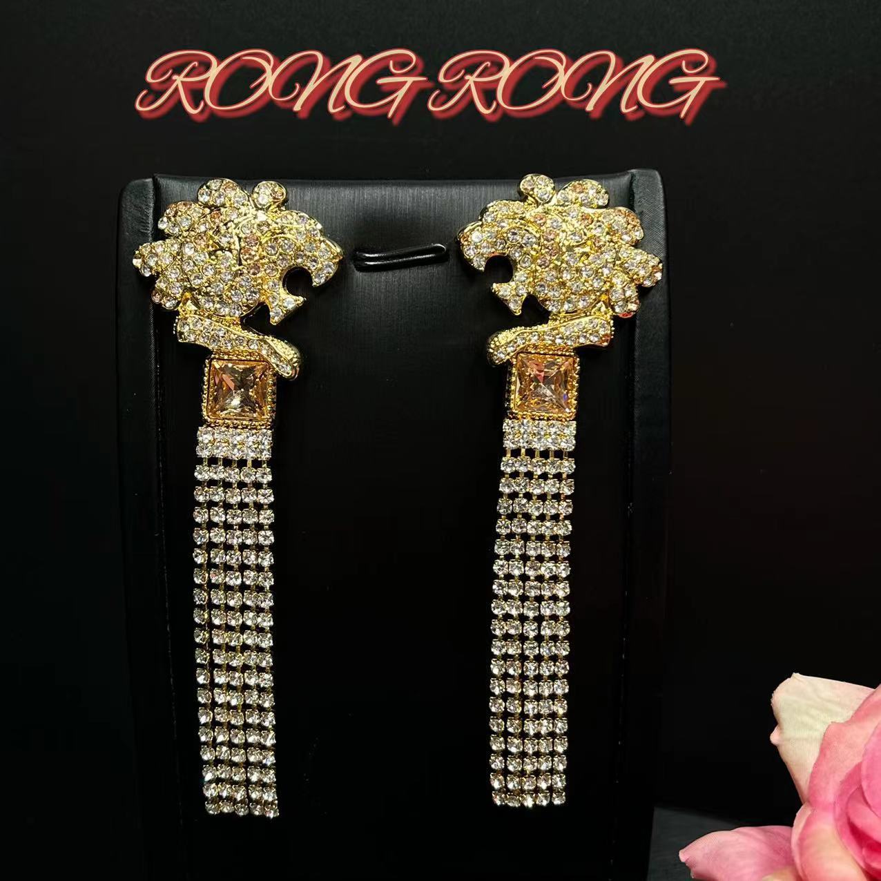 Vintage Cross Border New Heavy Industry Full Tassel Earrings With Luxurious Charm