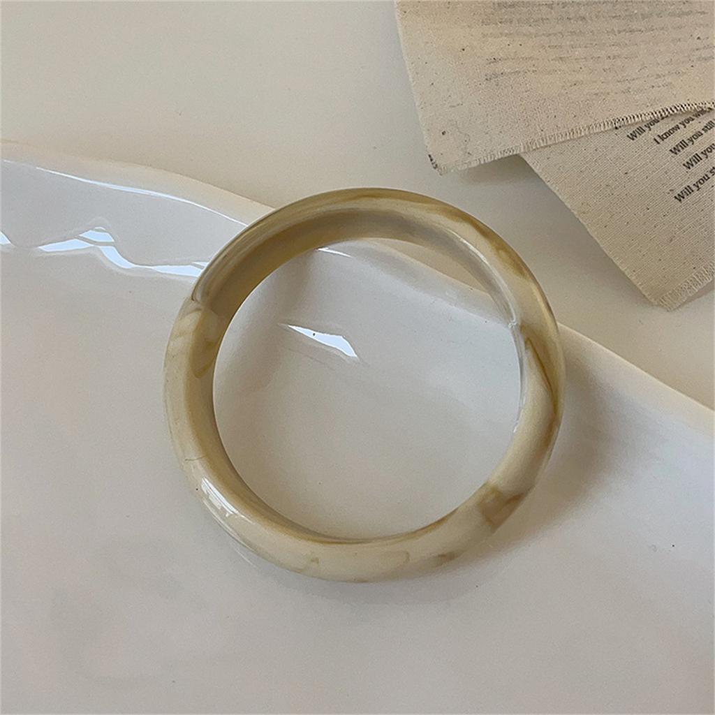 Y2k Acrylic Wide Edge Bracelet Europe American Exaggerated Retro Hand Ring Jewelry Accessories Minority Design Hip Hop Bangle