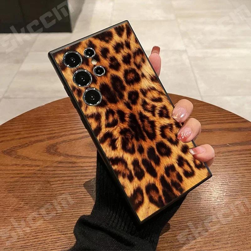 Leopard Print Pattern Phone Case For Samsung Galaxy S24 Ultra S23 FE S22 S20 Plus A73 A72 A71 A55 A54 A51 A50 A35 A15 Cover