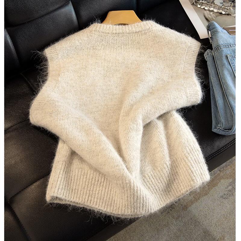 Si Bo She Women's Round Neck Beaded Layered Vest