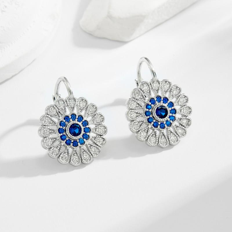 Elegant French-Style Sunflower Earrings Women Sterling Floral Studs With Micro Zirconia White