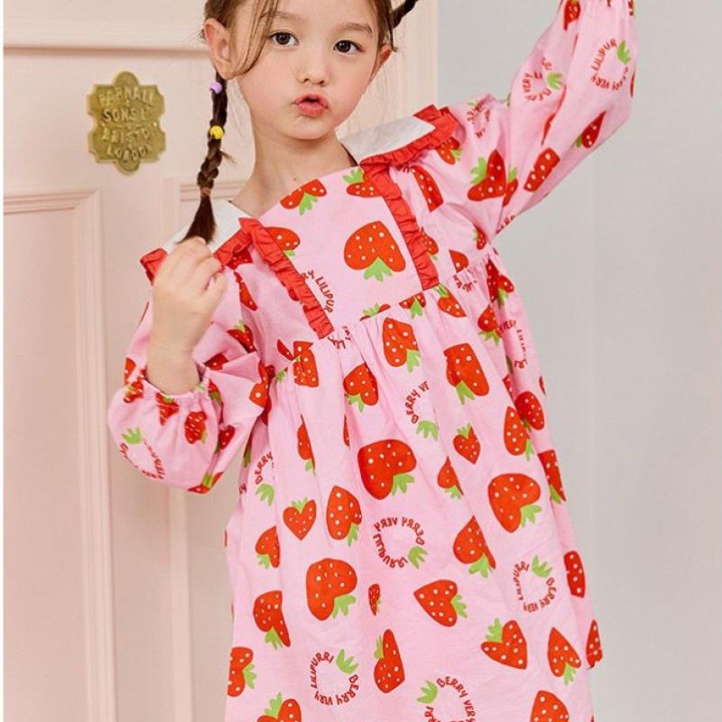 Lilypuri Dress  Pink  Model