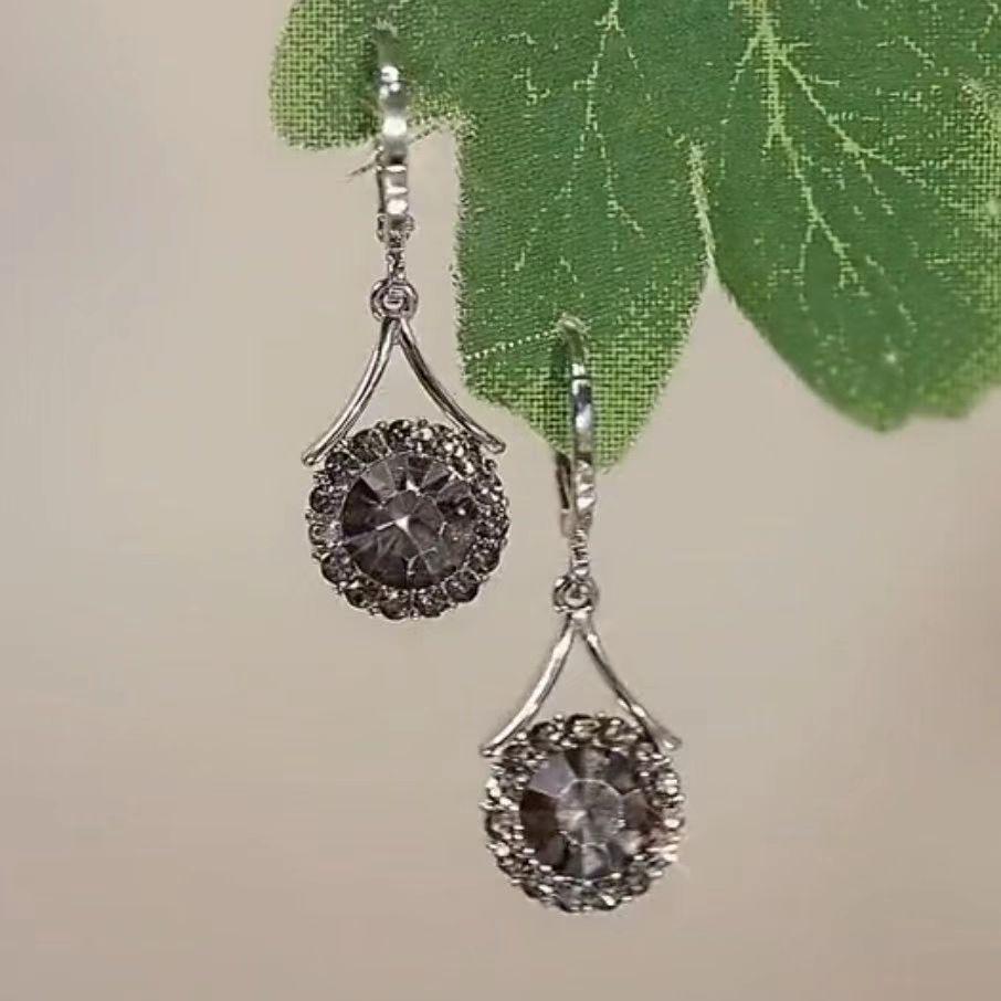 Retro Gray Zircon Round Earrings: Women's High-End Versatile Ear Cuffs with Hong Kong Style Luxury Appeal