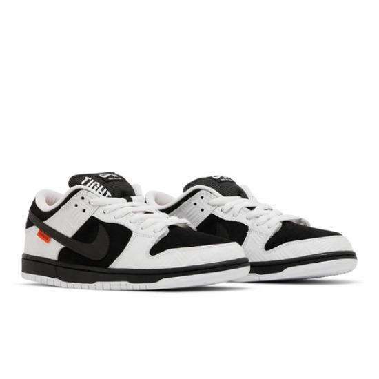 

Nike SB Dunk Low x TightBooth White Men s FD2629-100 EU 36.5 чорний